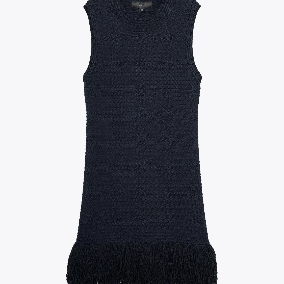 SÖKER!!! Zara klänning