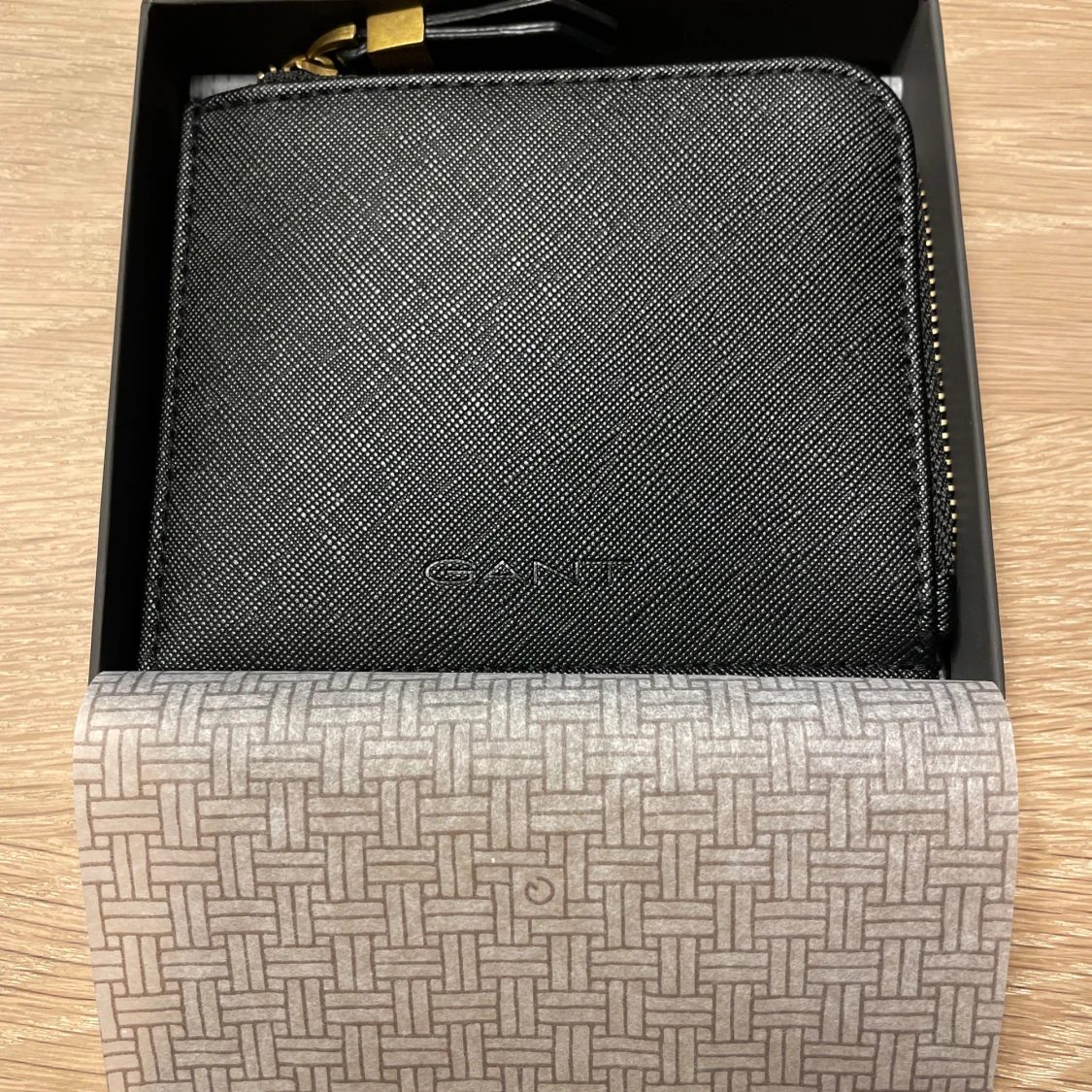 Svart plånbok från GANT - 2