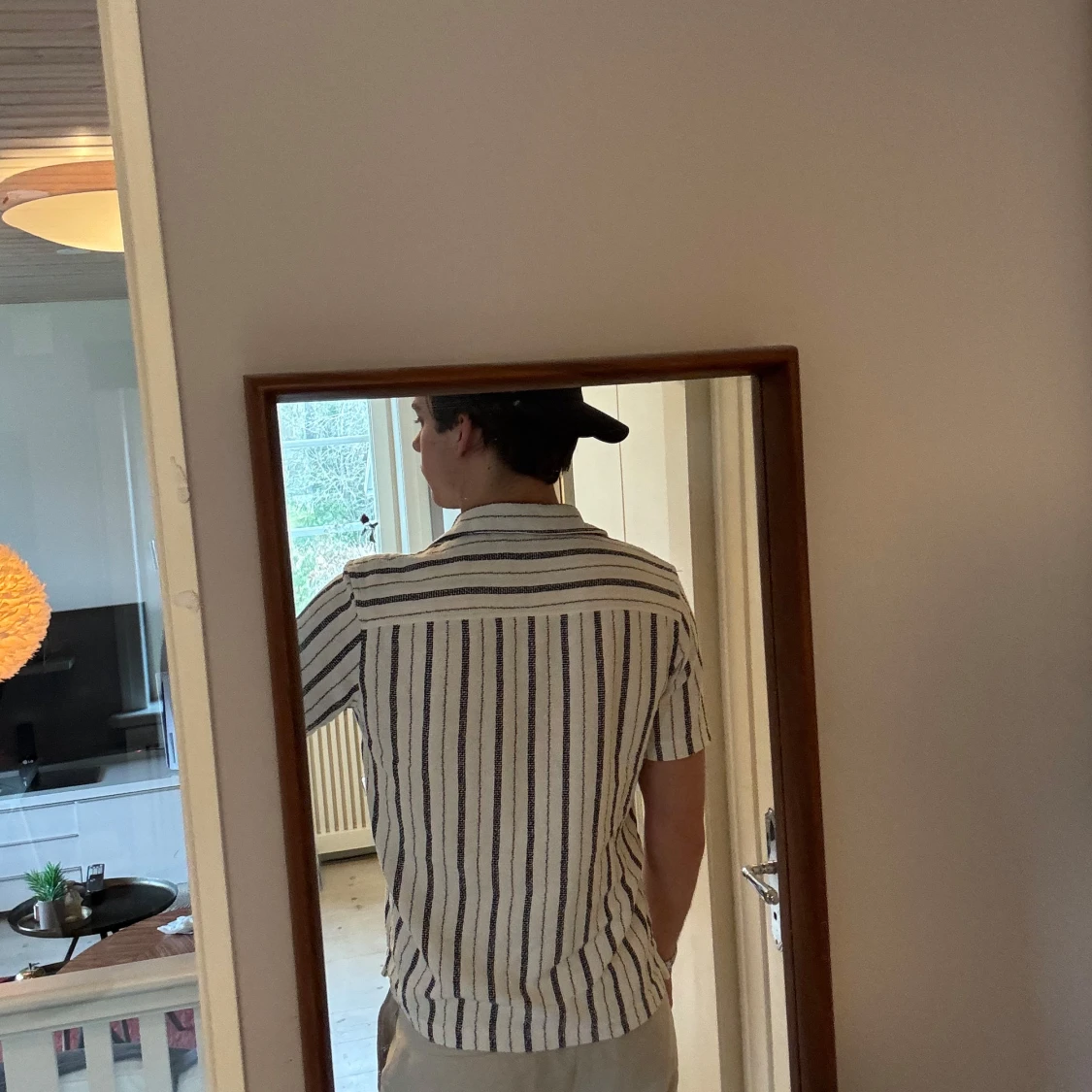 Vit kortärmad skjorta  - 3