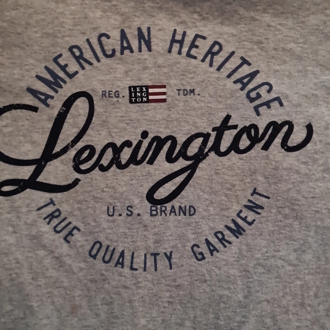 Grå långärmad tröja från Lexington - 3