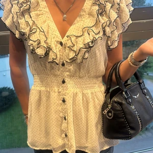 Prickig topp - Bra skick💞