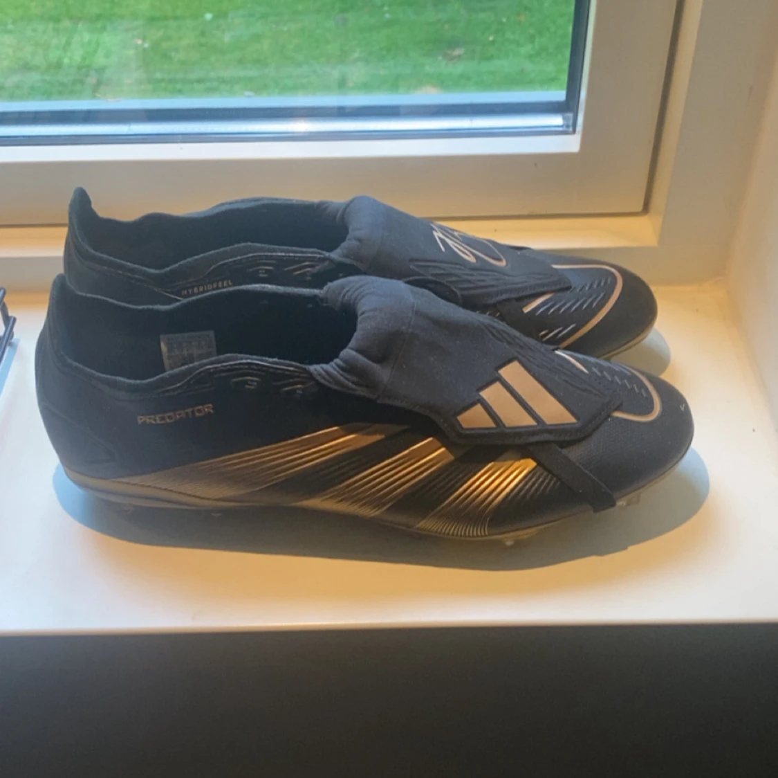 Adidas Predator fotbollsskor svart/guld - 2