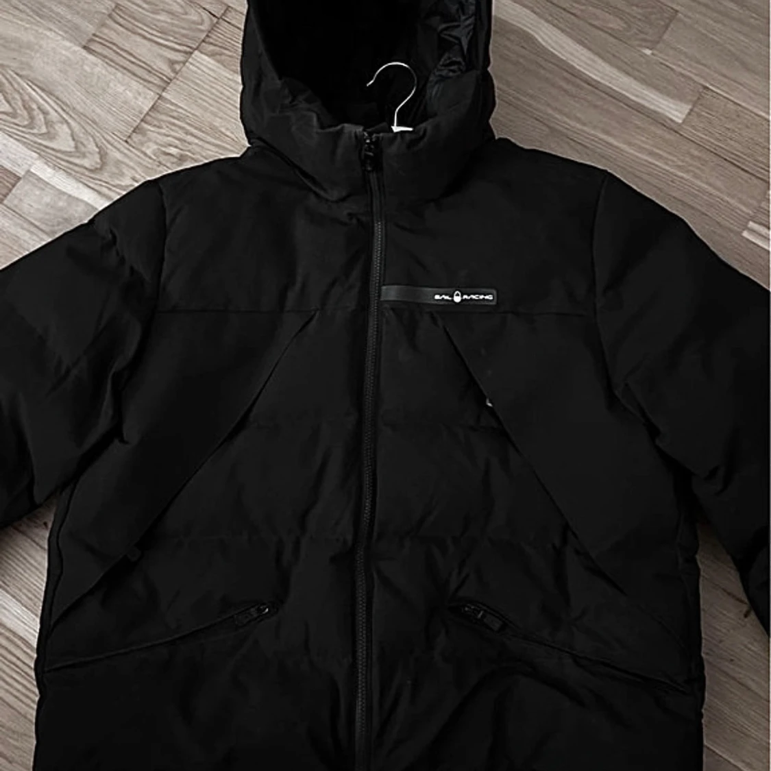 Svart pufferjacka från Sail Racing - 1