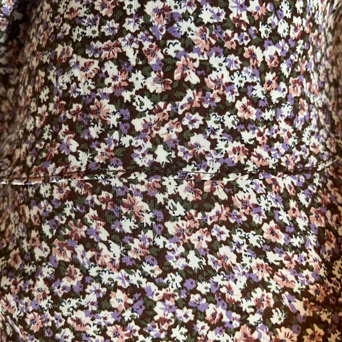 Blommig kortklänning - S - 1