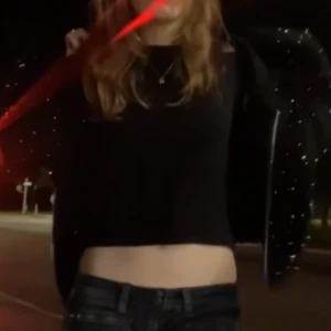 Stickad Hoodie med silver pärlor - Skitsnygg stickad zip up (+huva)  med silverpärlor från Zara