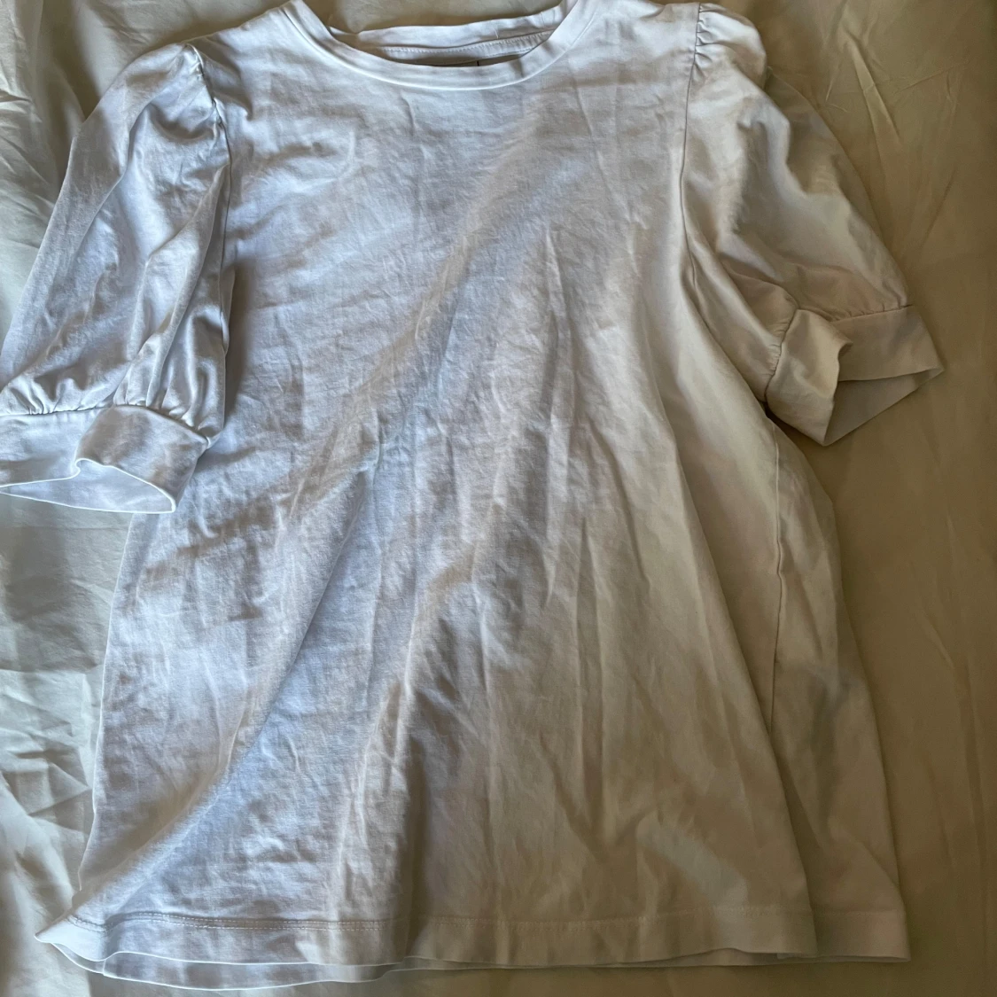 Vit puffärm t-shirt i bomull!❣️ - 2