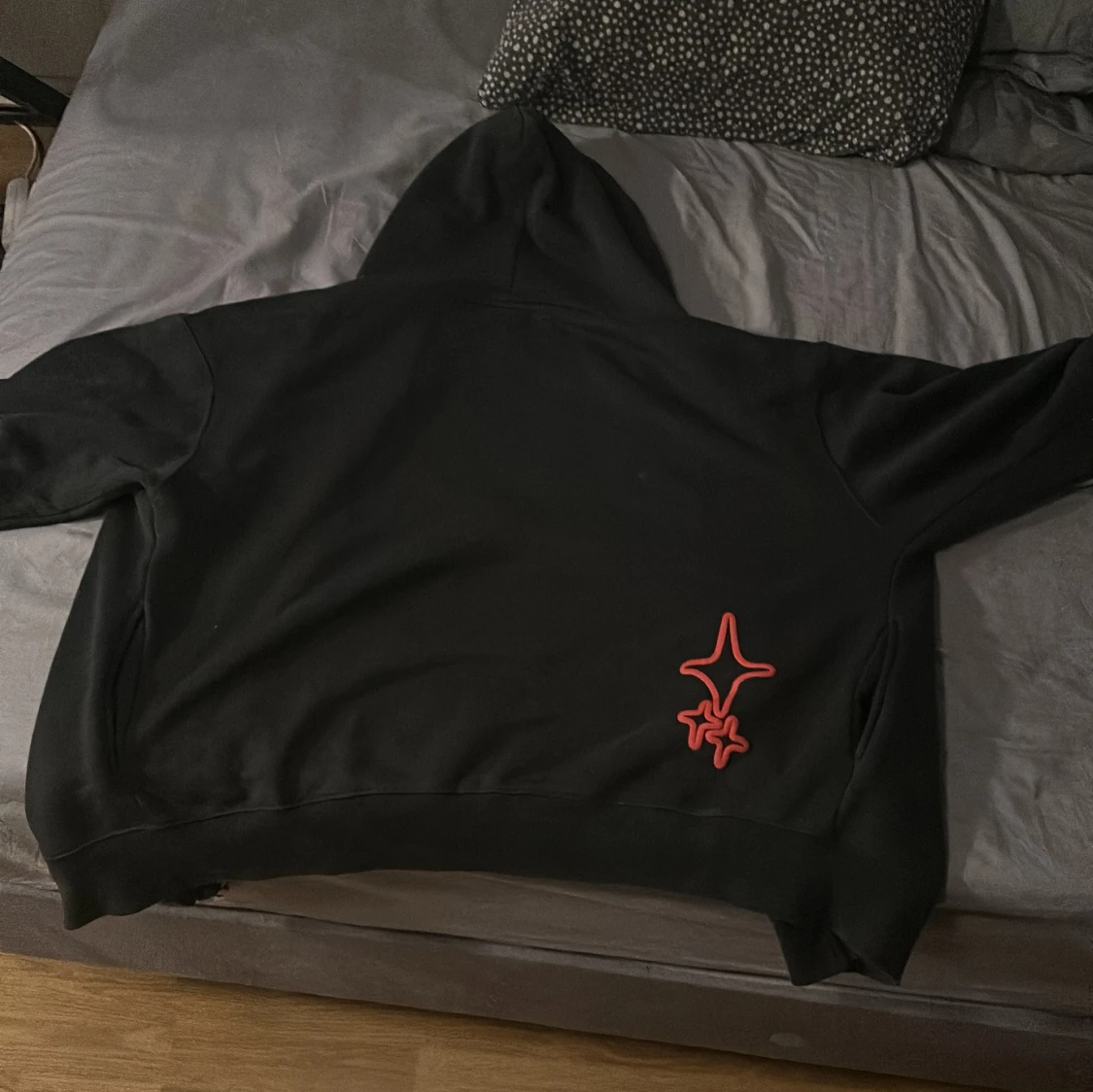 Svart hoodie Broken Planet Market - 2