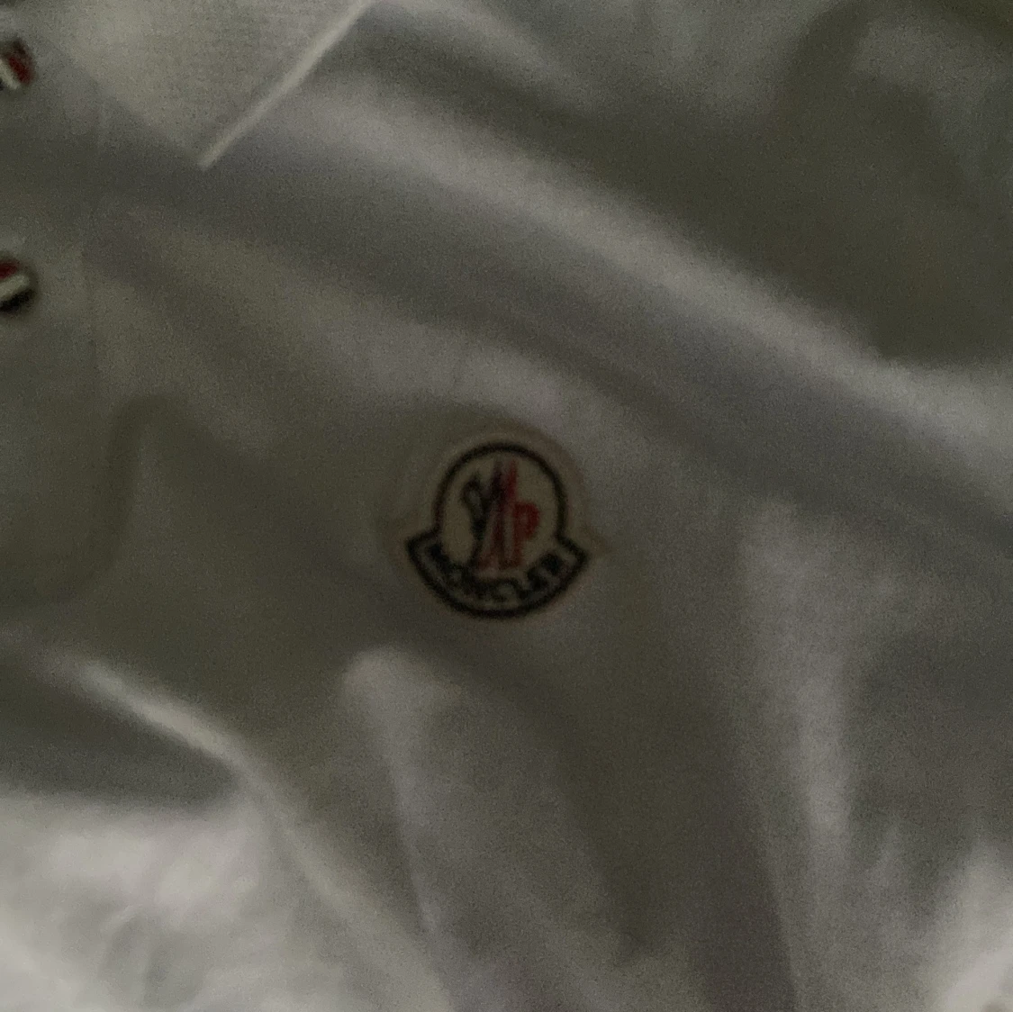 Vit Moncler pikétröja med logga - 1