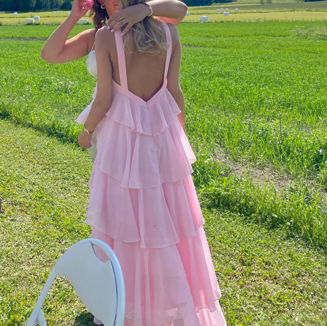 Ljusrosa volangklänning från Vero Moda - 1