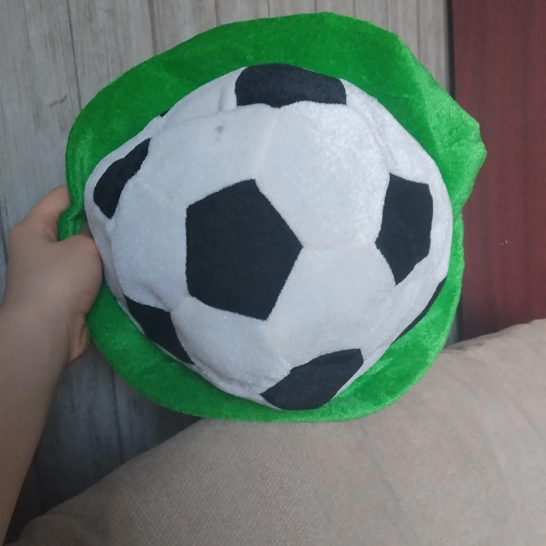 Fotbollshatt med grön kant - 3