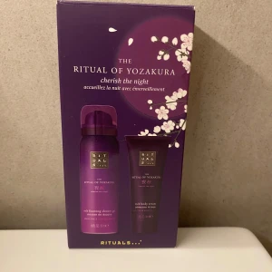 Rituals The Ritual of Yozakura set - Nytt presentkit från Rituals, Yozakura-serien. Innehåller en foaming shower gel 50 ml och en body cream 40 ml. 