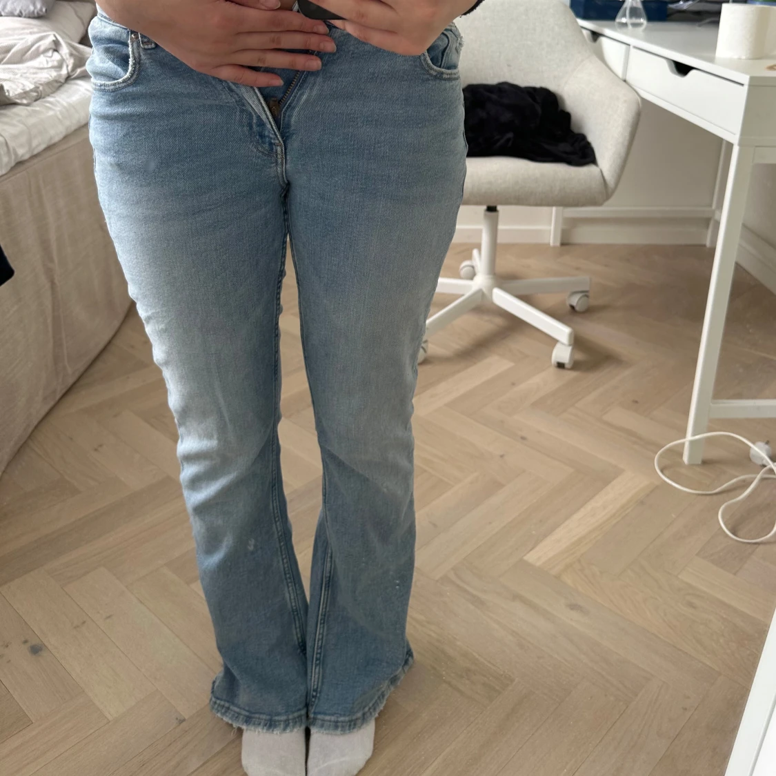 Ljusblå bootcut jeans - 1