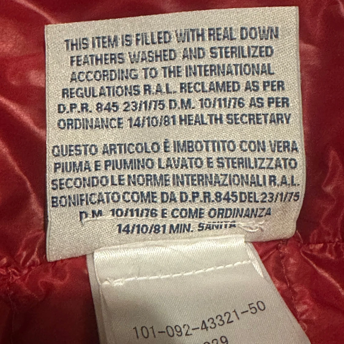 Röd dunväst från Moncler - 4