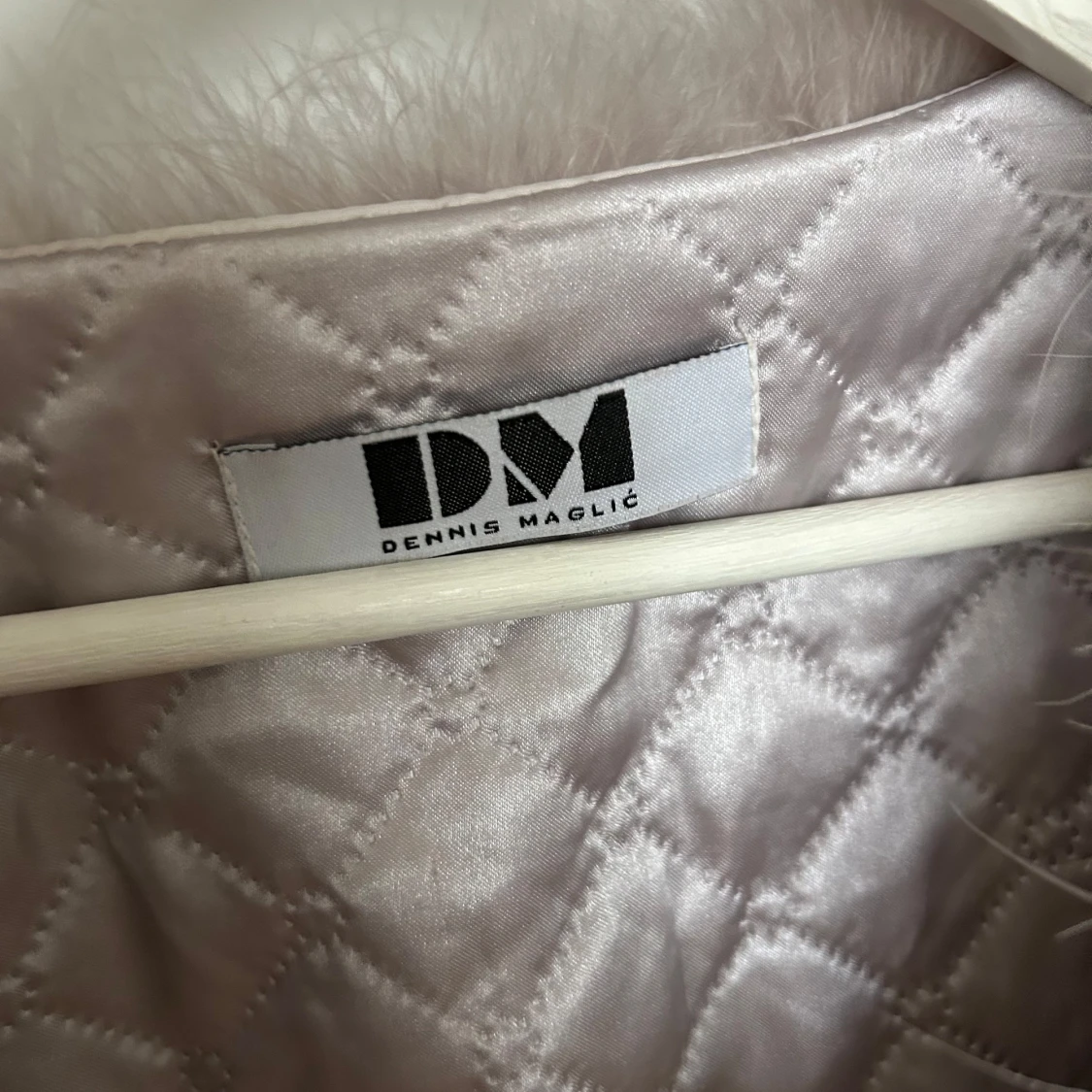 Fjäderjacka i beiget DM (Dennis Maglic) - 2