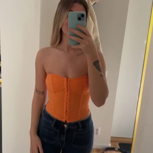 Korsettopp - Korsettopp från H&M. Storlek XS. 