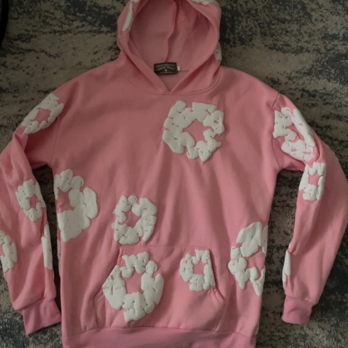 Rosa hoodie från Denim Tears/ STORLEK M-S/