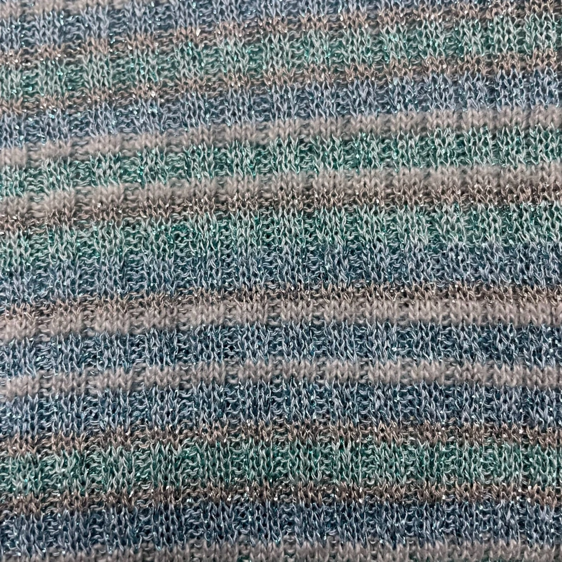 Glittrig blårandig topp från design by si - 2