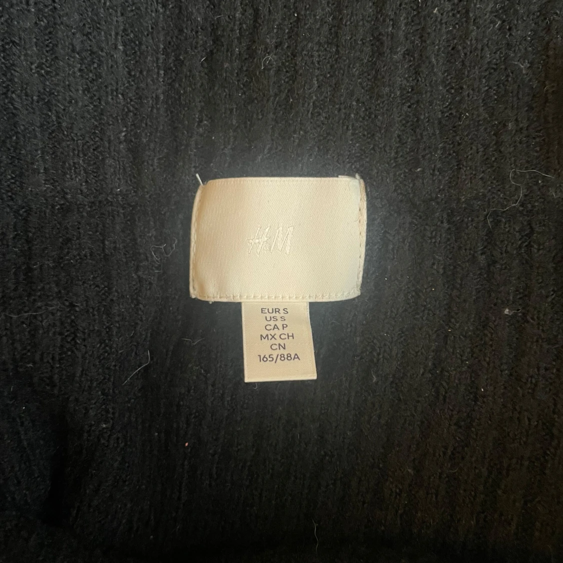 Svart off shoulder tröja - 2