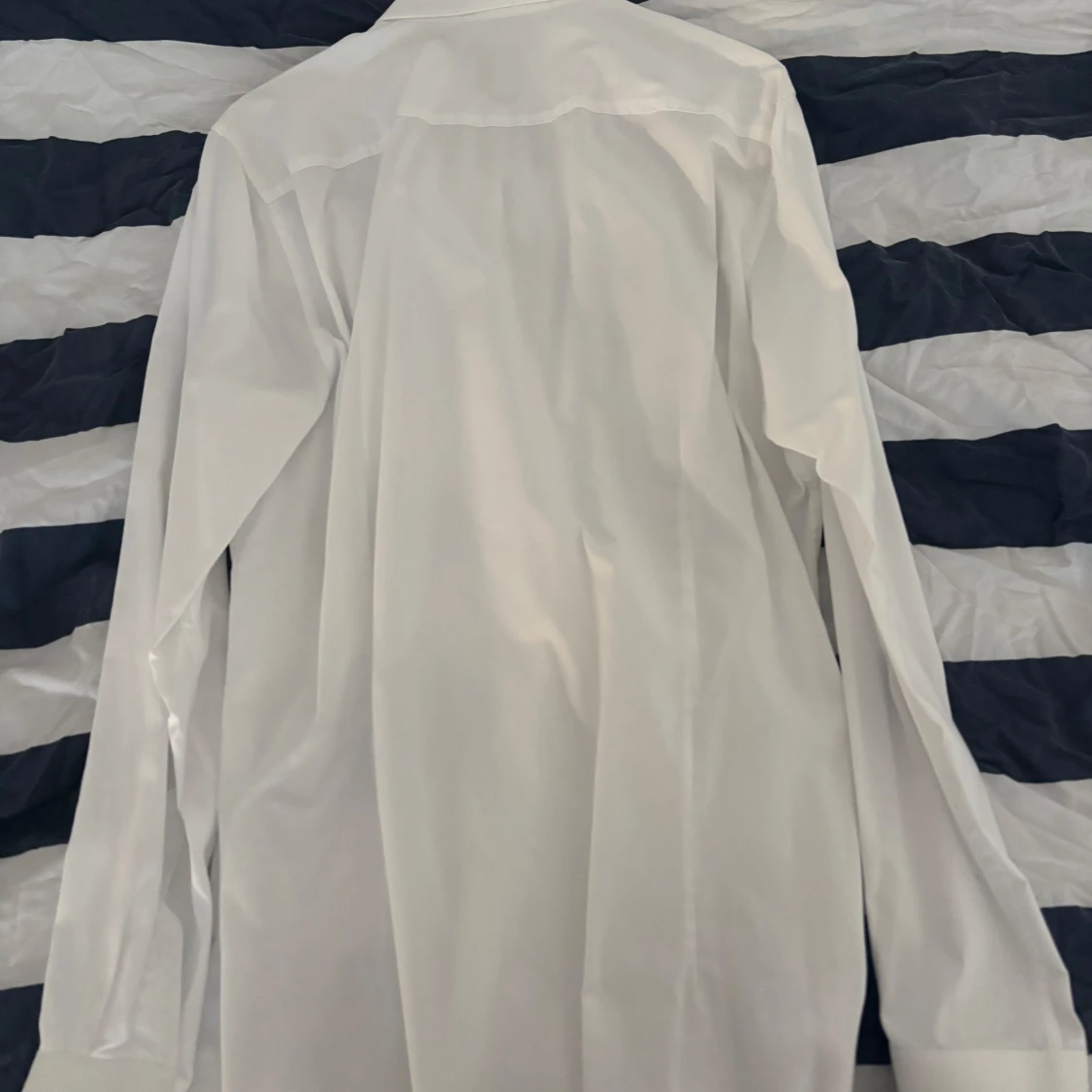 Vit skjorta från Bläck, tailored fit - 1