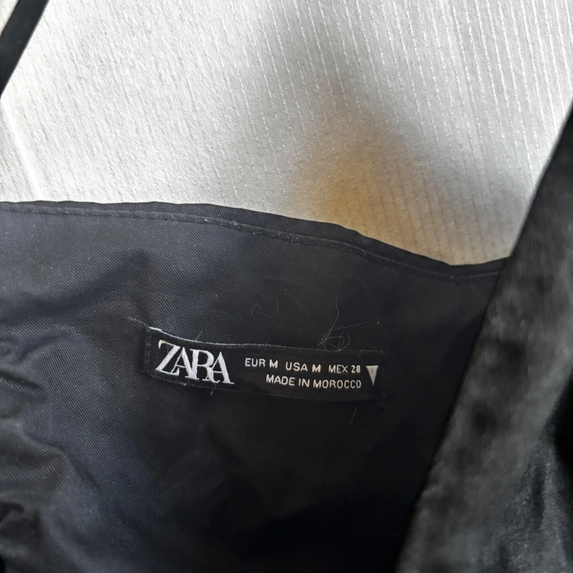 Svart kort klänning/top  från Zara - 3