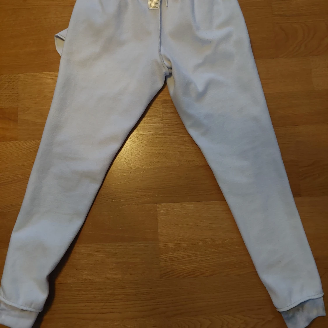 Svarta mjukisbyxor med rökdesign från Mr. Gugu & Miss Go - 1