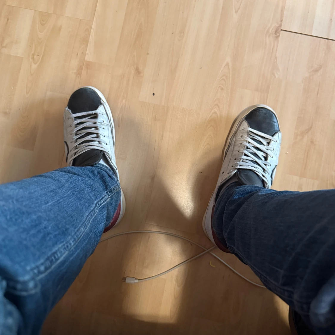 Vita sneakers från Philippe Model - 4