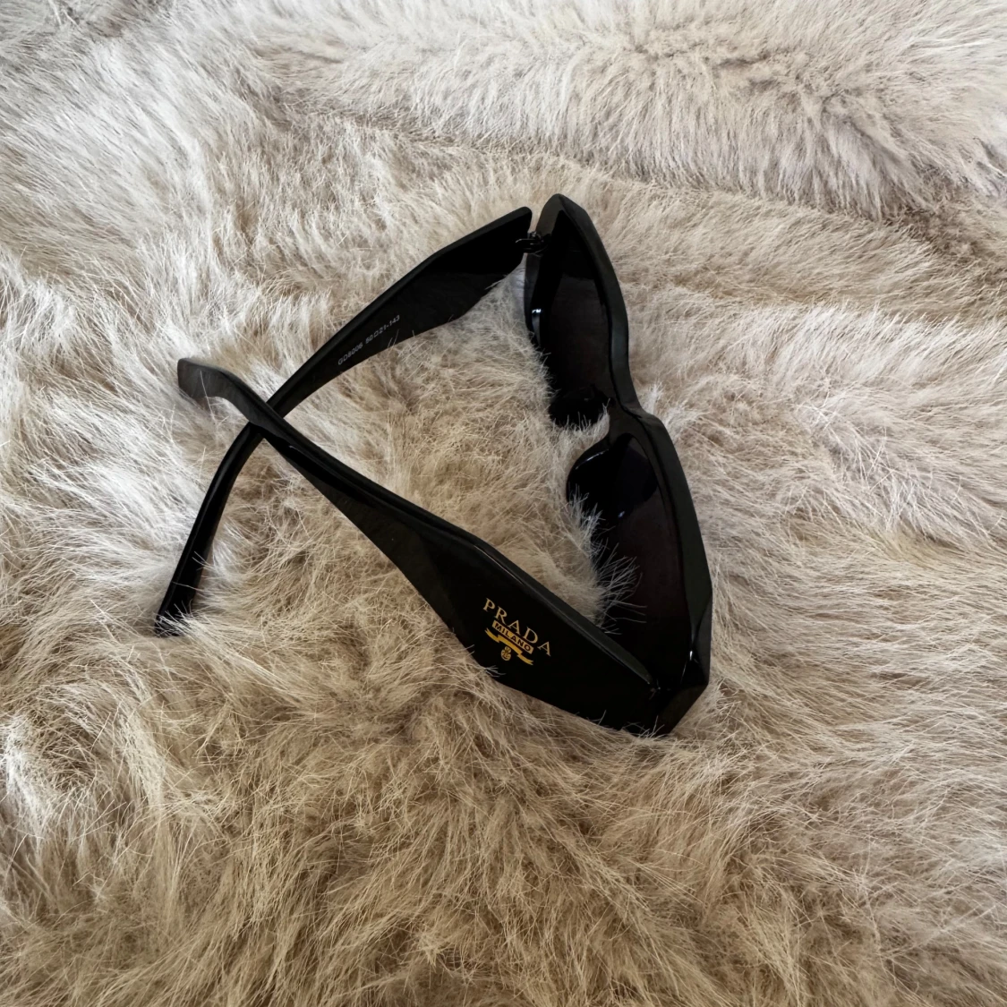 BB & Prada glasögon