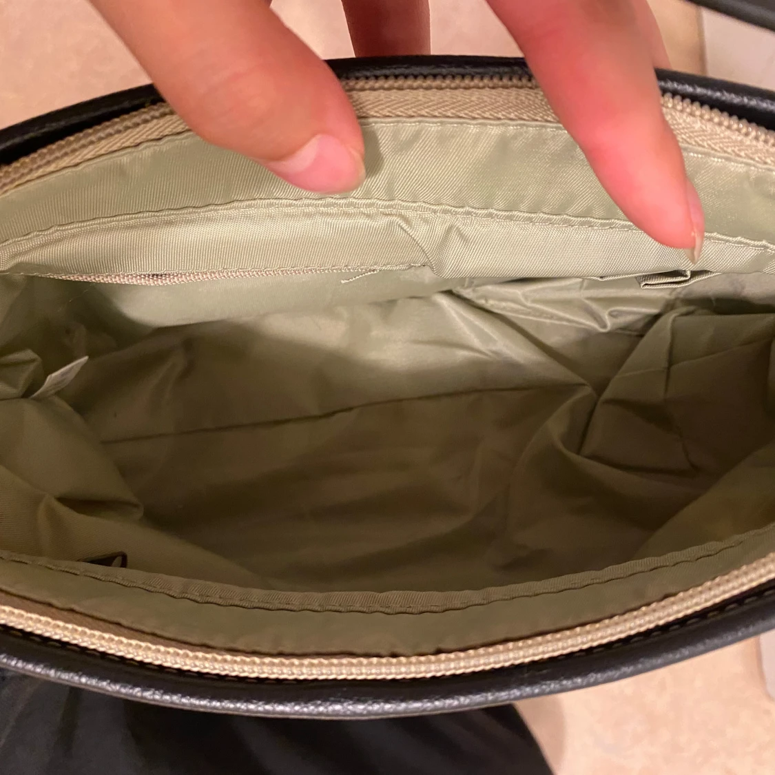 Beige axelväska Tommy Hilfiger - 4