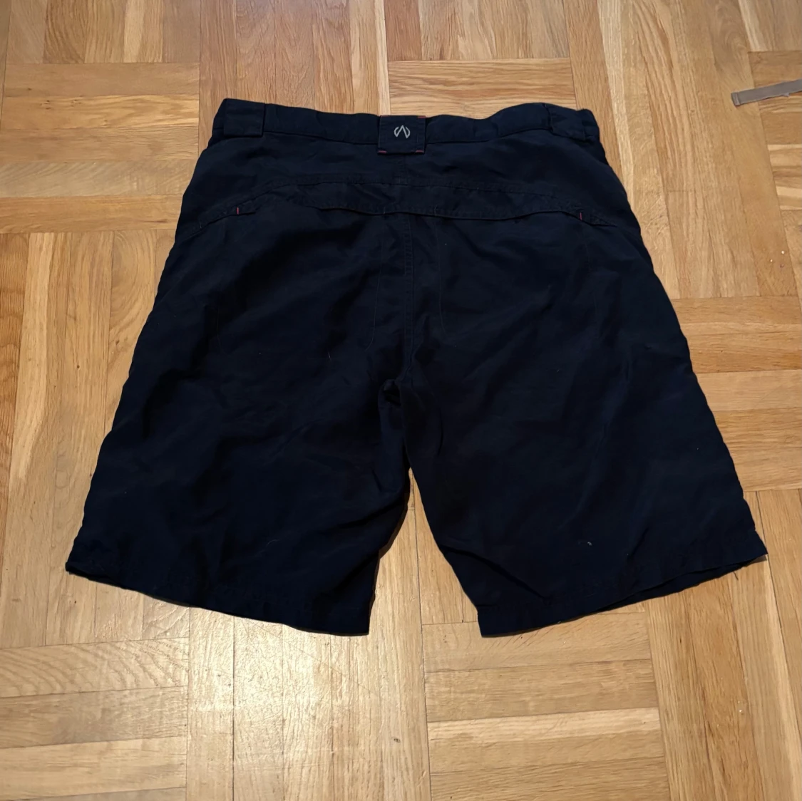 Svarta shorts från North Bend M - 1