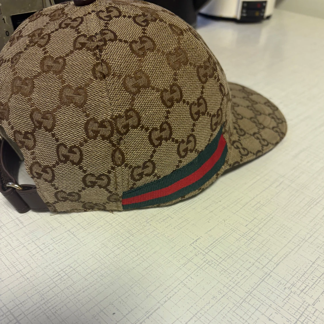 Gucci keps med GG-mönster och ränder - 3