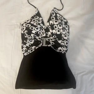 Knytbar halterneck topp - skriv vid frågor 💕