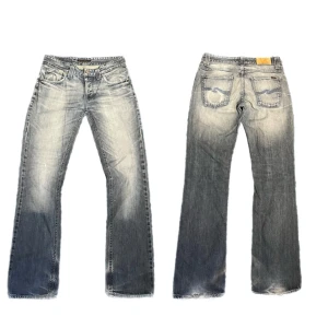 Flared nudie jeans!  - Säljer sjukt snygga och unika jeans från nudie! Dessa är en sällsynt modell ”bootcut ola” därav priset! Midja:38 längd:104