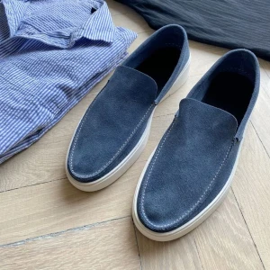 Montén loafers  - Tjena, säljer nu dessa riktigt snygga loafers som är ett sample för Montén och har sålt ut vanligtvis. Vid minsta lilla fundering så är det bara att höra av sig.   Limited Edition drop, först till kvarn 