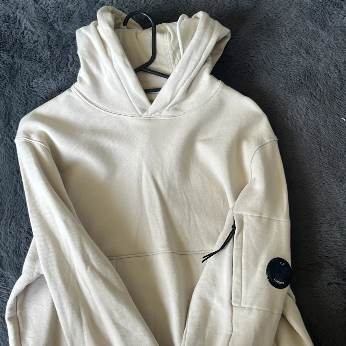 Beige hoodie från C.P. Company