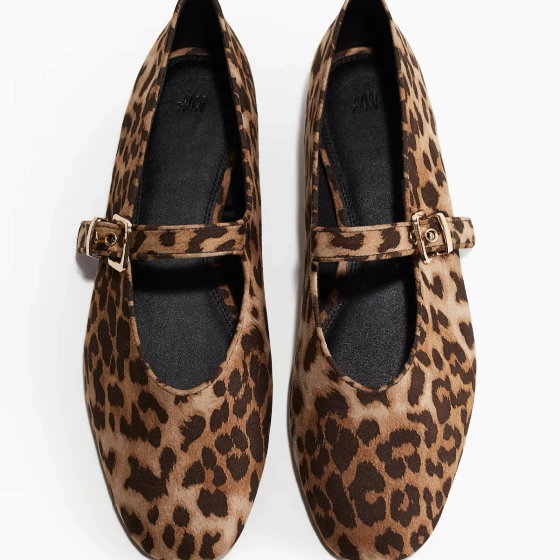 Leopardmönstrade ballerinaskor med spänne