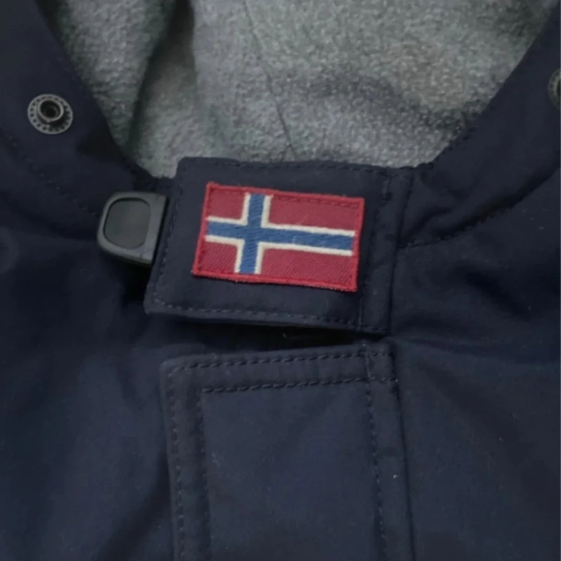 Mörkblå jacka från Napapijri - 2