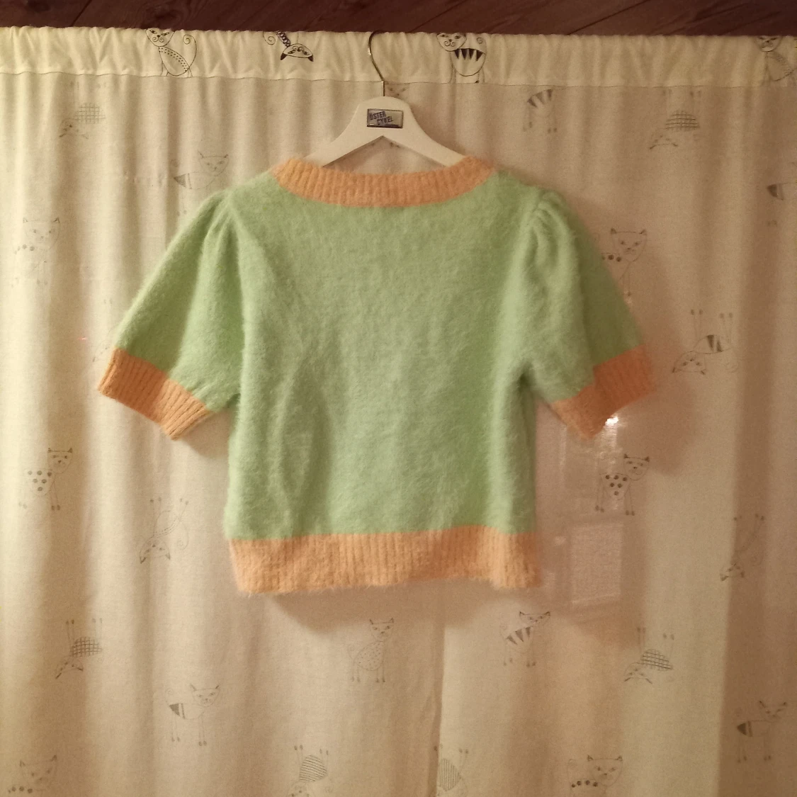 Grön och beige kofta från ASOS DESIGN - 1