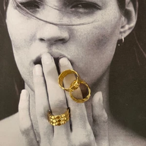 Ring- Guld  - (Säljs separat, 39kr/st) Skriv till oss om frågor vid t.ex storlek osv! 