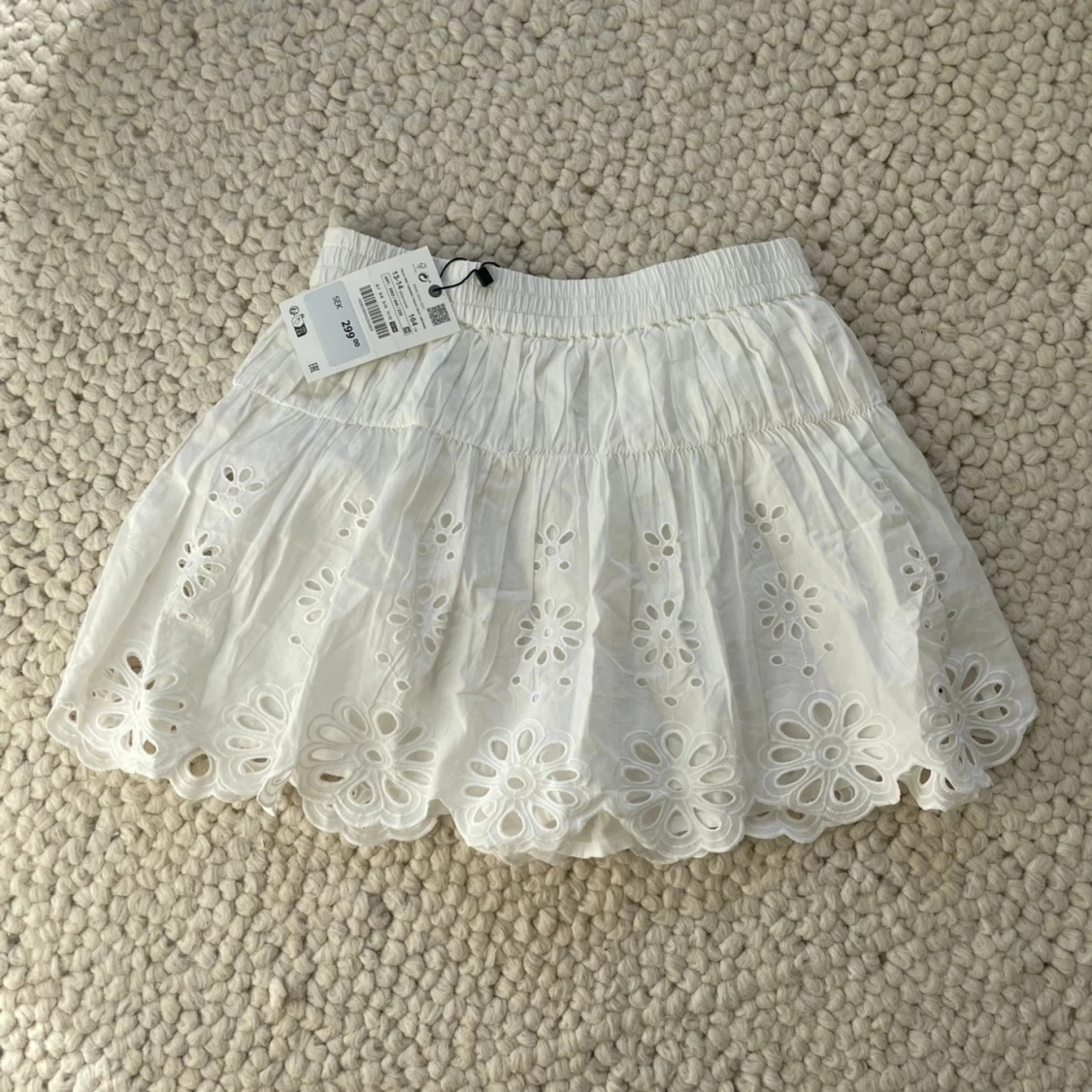 Helt ny somrig kjol från zara