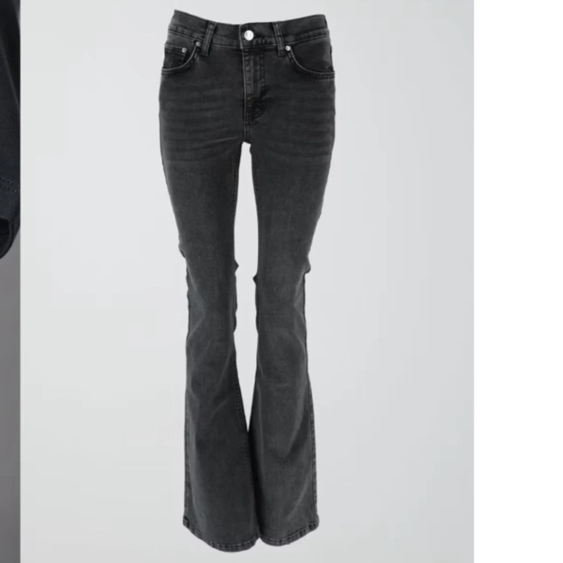 Svarta bootcut jeans