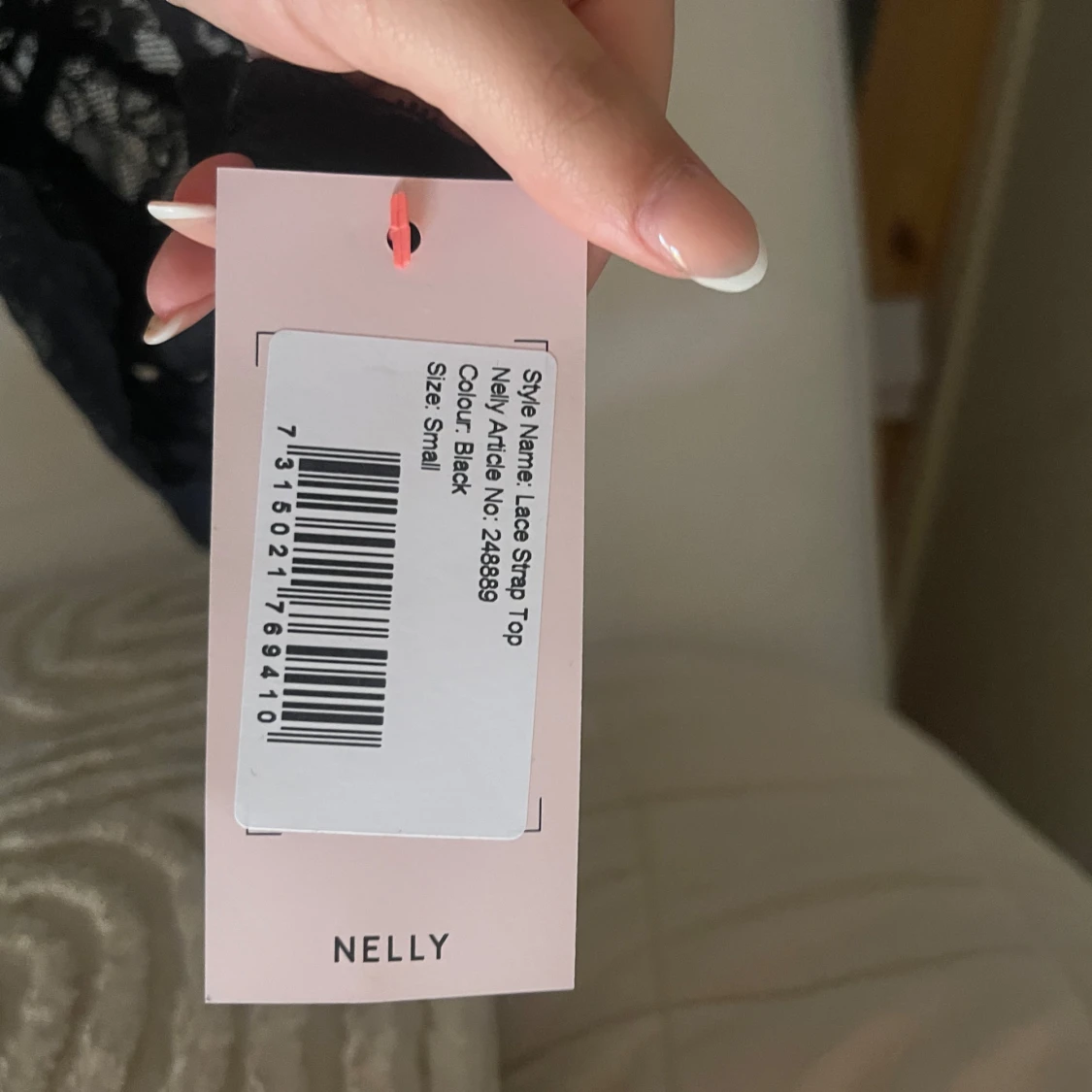 Svart spetslinne från Nelly - 1