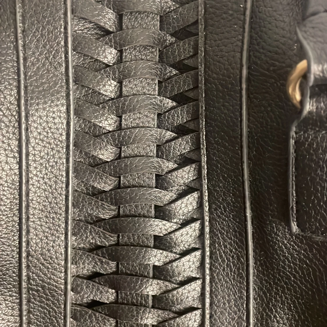 Svart handväska från Atmosphere - 1