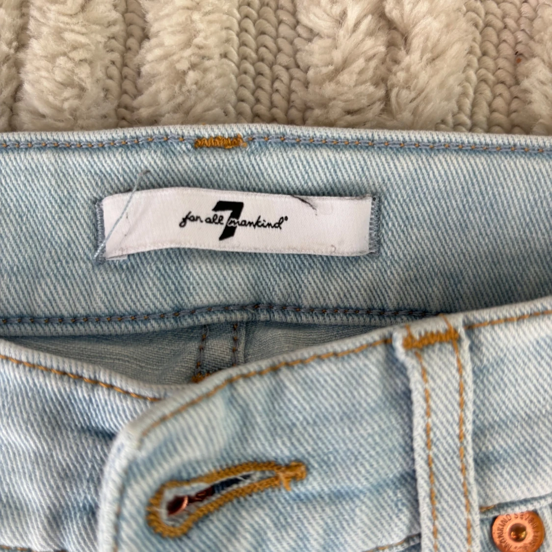 Ljusblå jeans från 7 for All Mankind - 1