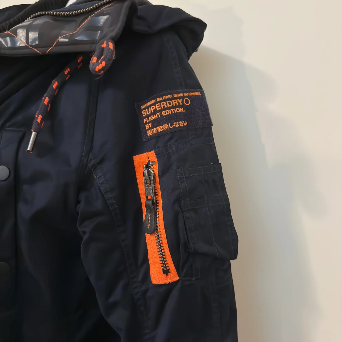 Mörkblå parkajacka från Superdry - 2