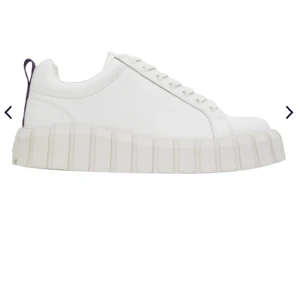 Eytys skor - Helt nya och oanvända, nypris 2100kr💕