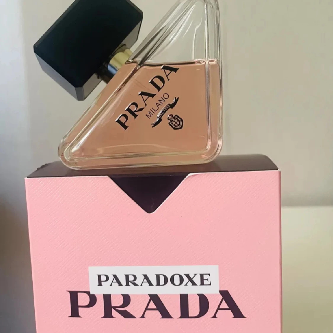 Paradoxe parfym från Prada