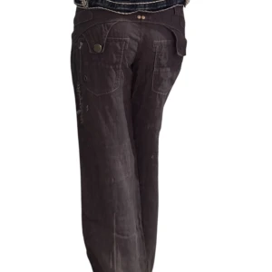 baggy low waist byxor - jätte snygga baggy low waist byxor med jättefina detaljer. knappen på ena flappen är borta men annars i gott skick 💖mörkgrå/svarta