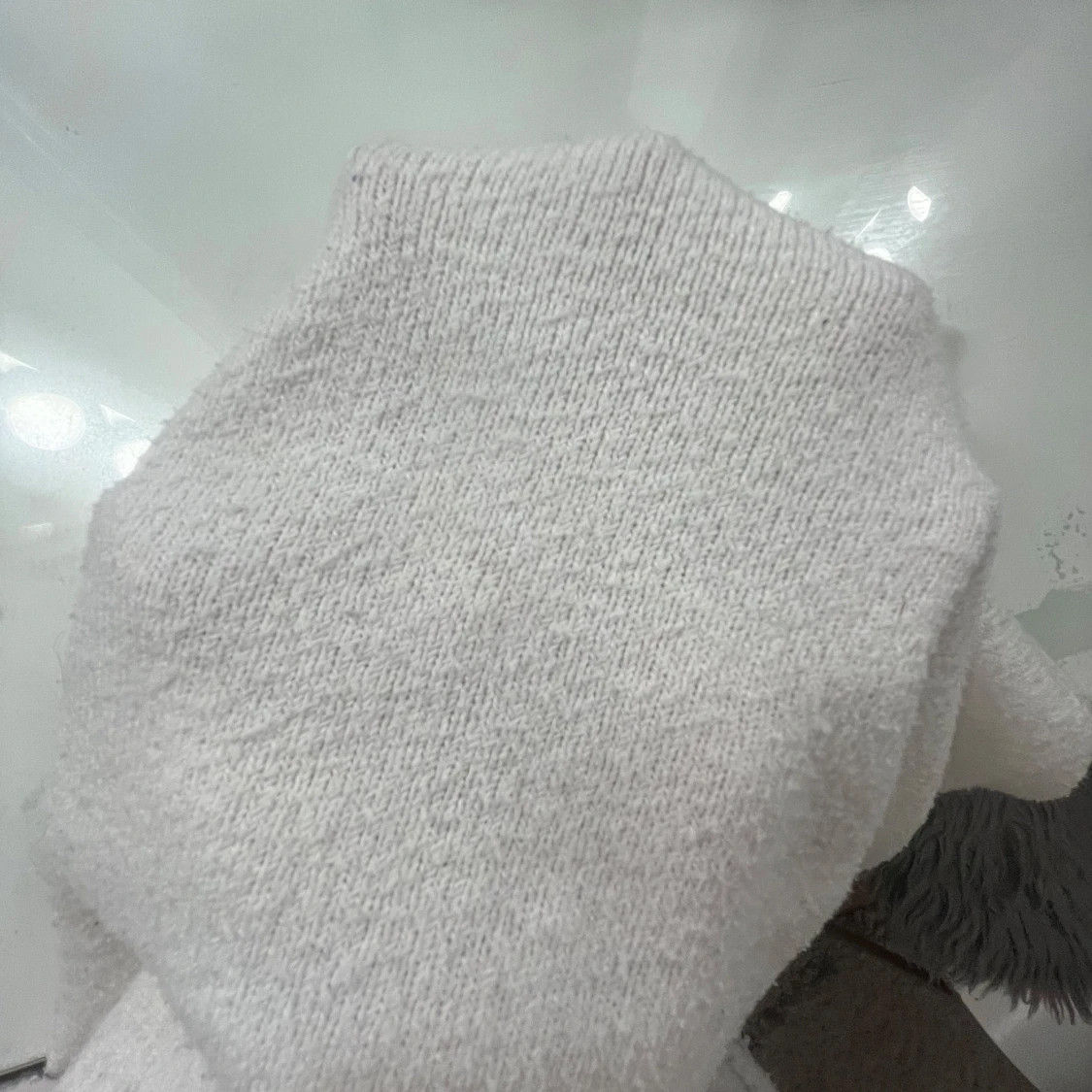 Vit stickad tröja - 1