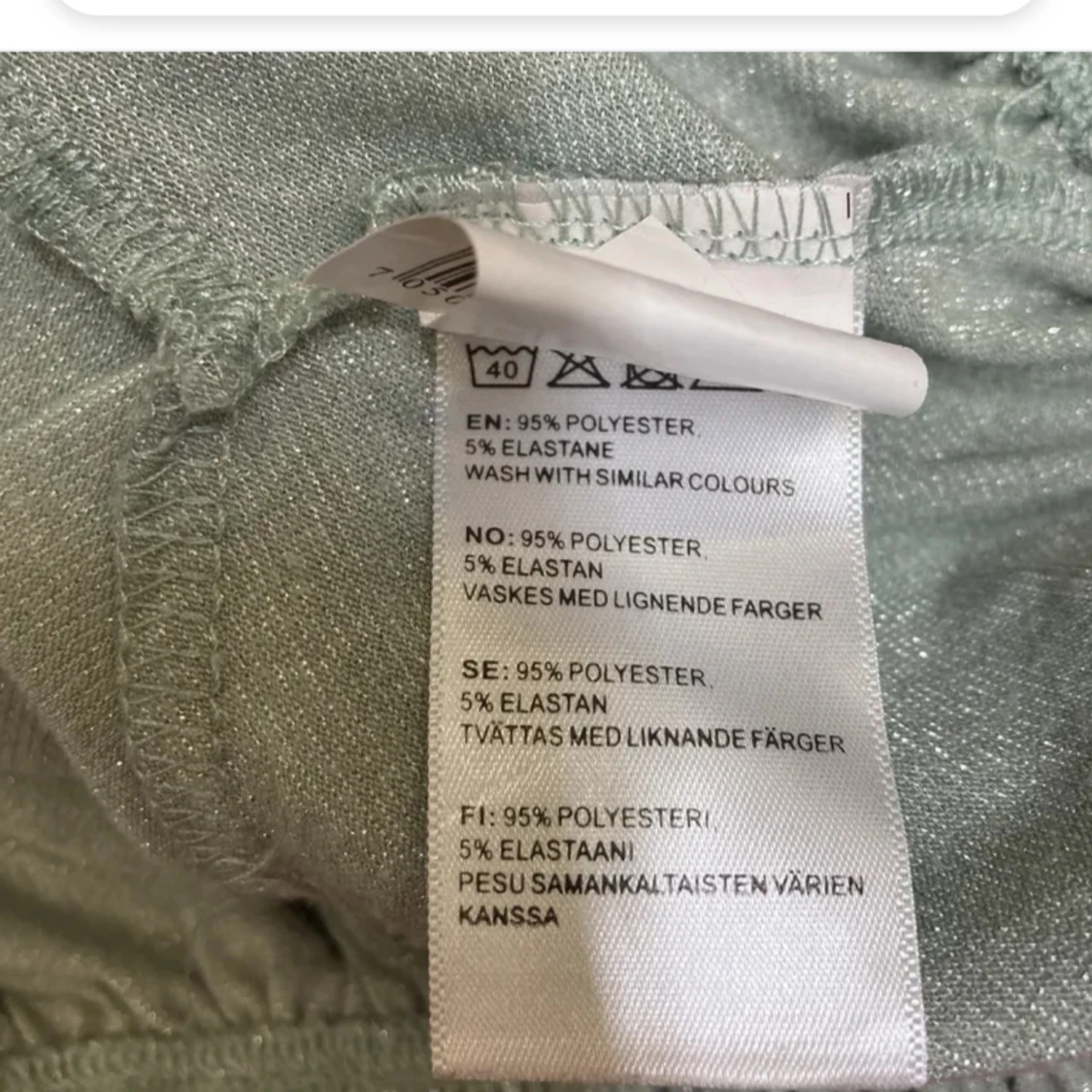 Grön blus med långa ärmar - 3