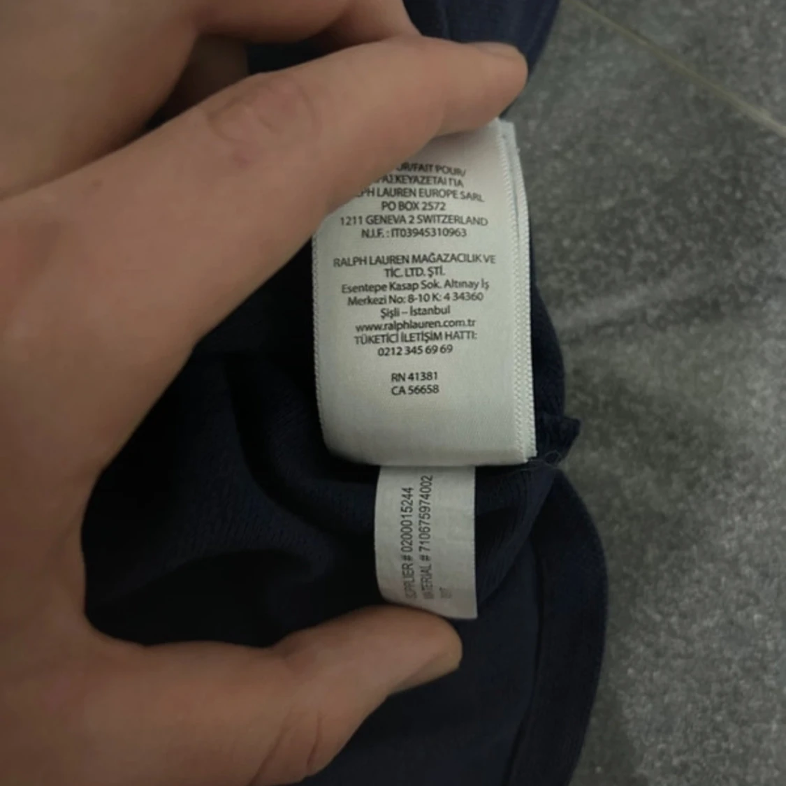 Mörkblå pikétröja från Ralph Lauren - 2